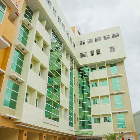 Hotel Rodolfo Tacloban Buitenkant foto