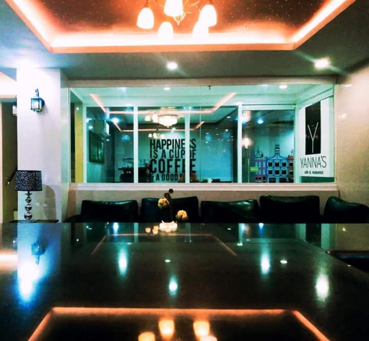 Hotel Rodolfo Tacloban Buitenkant foto